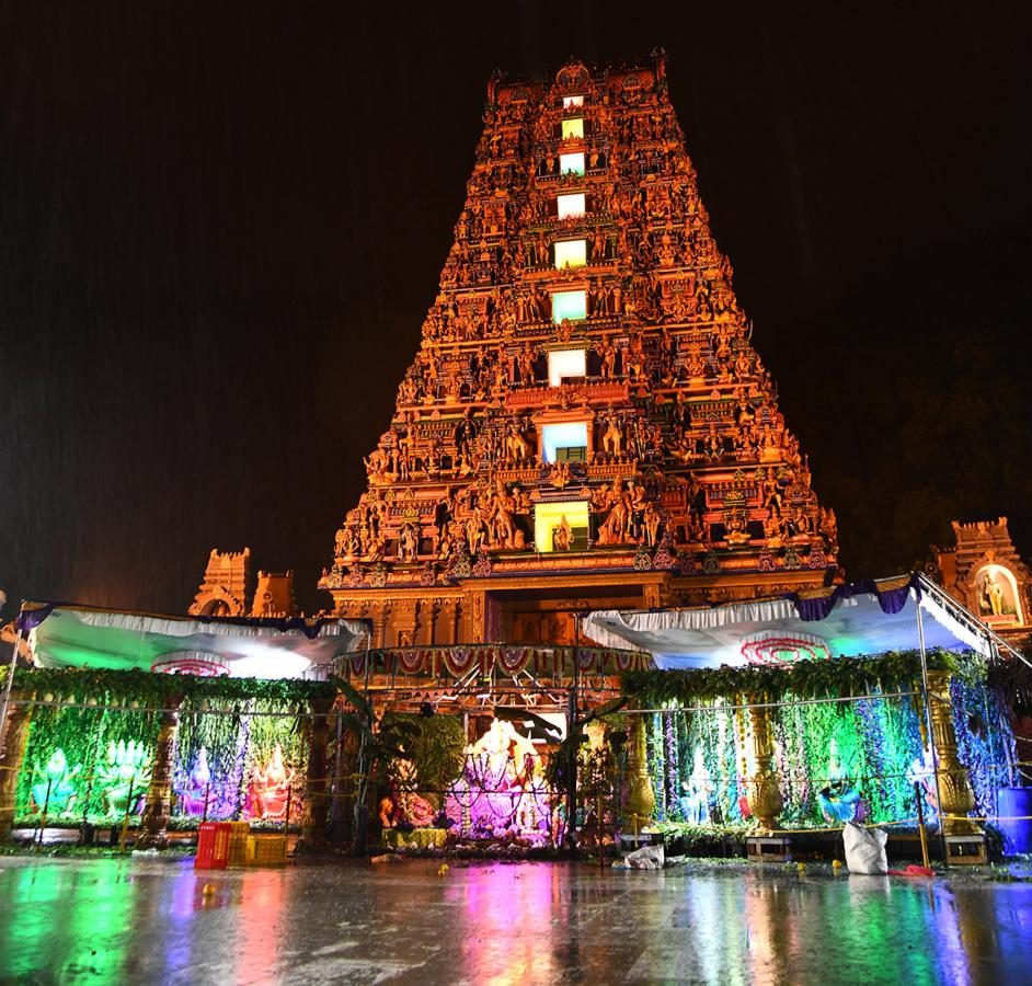 Shakambari_20festival_202024_20at_20Vijayawada_20Kanaka_20Durga_20Temple_20Photos__20_282_29.jpg 2