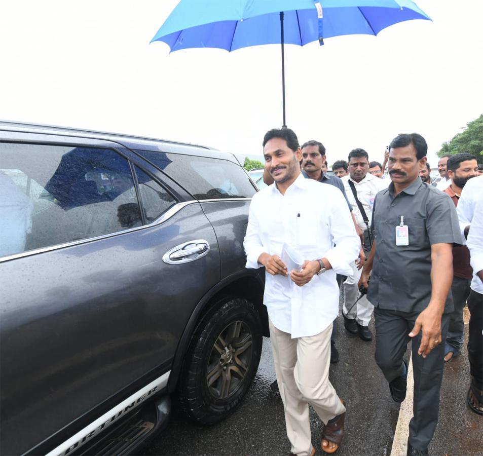 YS_20Jagan_20Vinukonda_20Tour_20Photos_6.jpg 6
