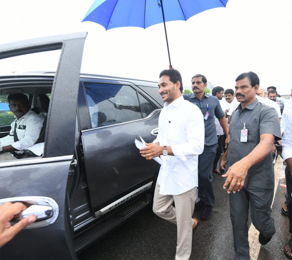 YS_20Jagan_20Vinukonda_20Tour_20Photos_8.jpg 8