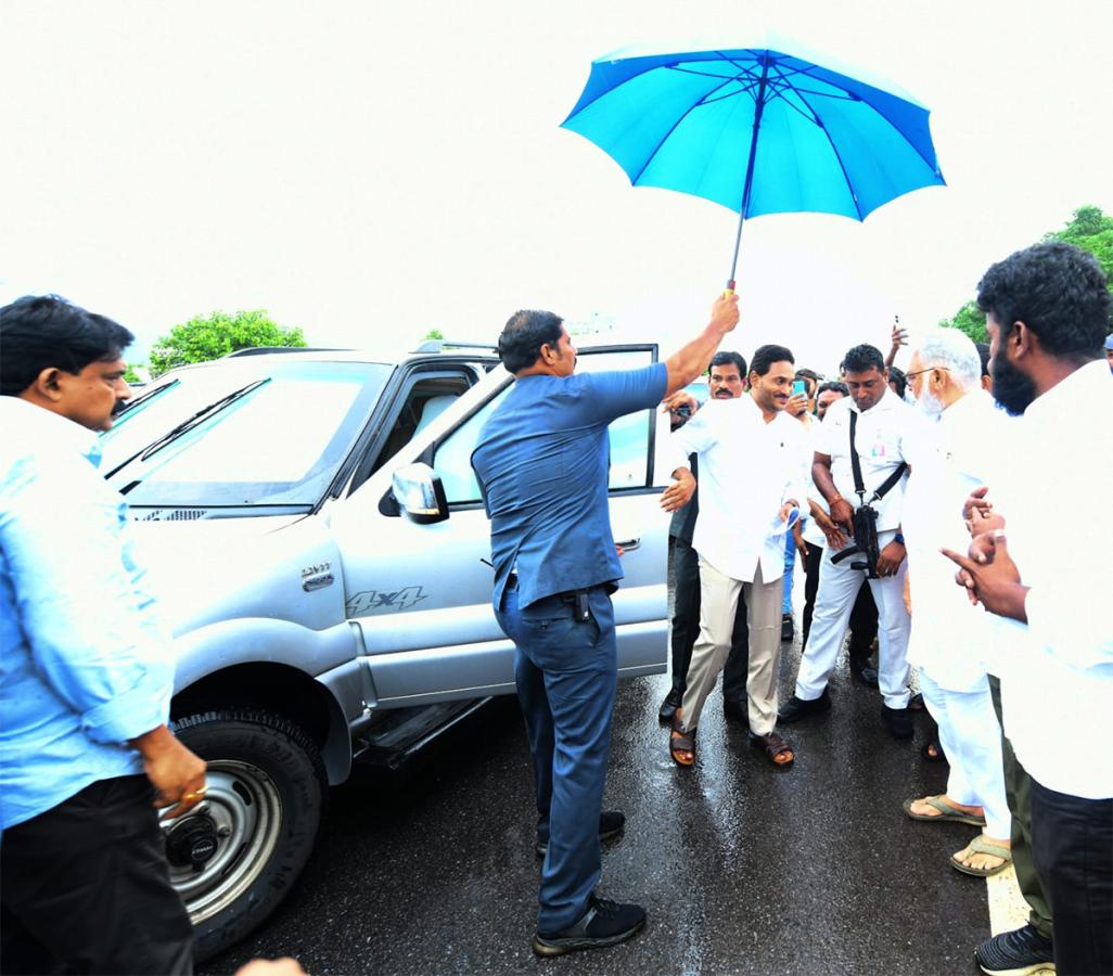YS_20Jagan_20Vinukonda_20Tour_20Photos_9.jpg 9