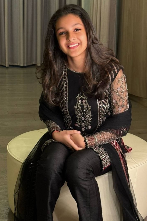Sitara-Ghattamaneni-12.jpg 13