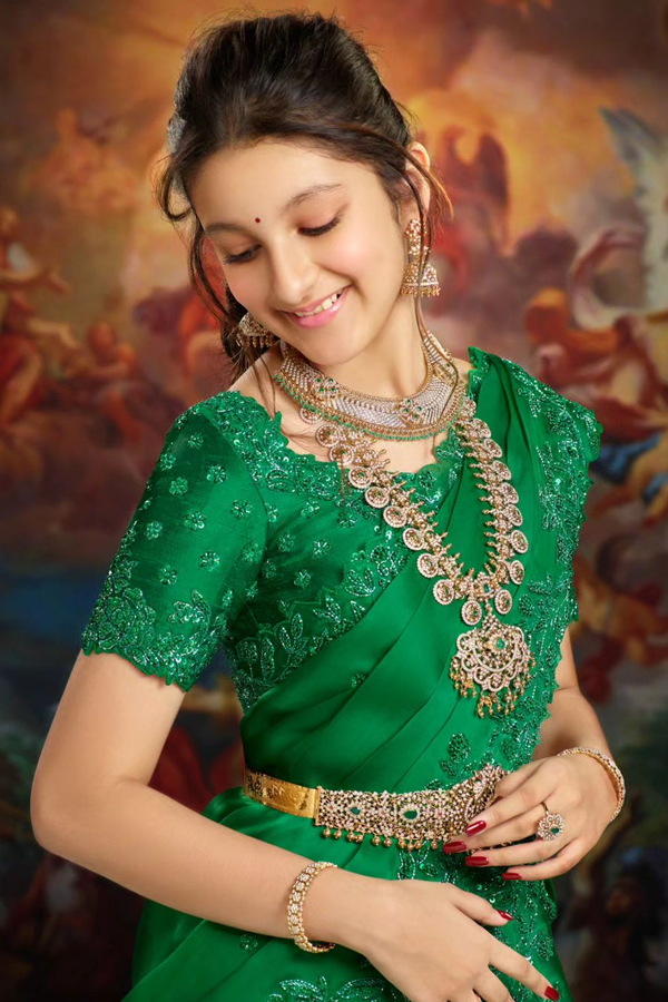 Sitara-Ghattamaneni-21.jpg 22