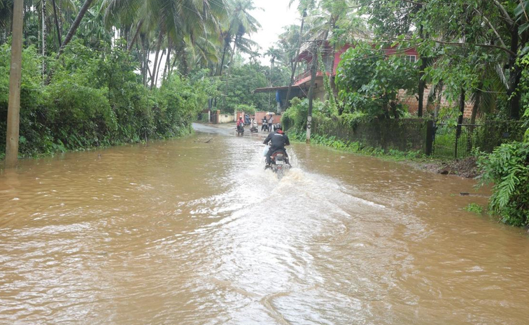 Telangana_Heavy_Rains.jpg