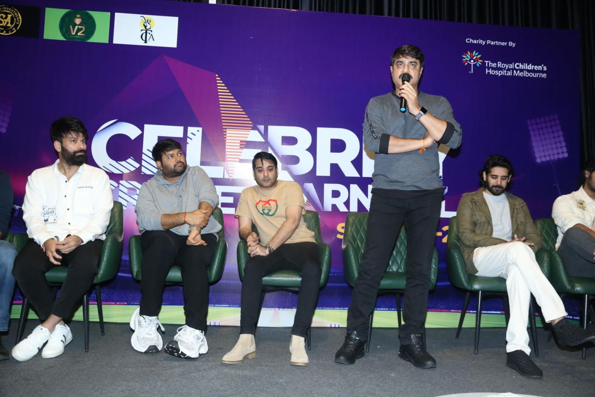 Celebrity-Cricket-Carnival-08.JPG 8