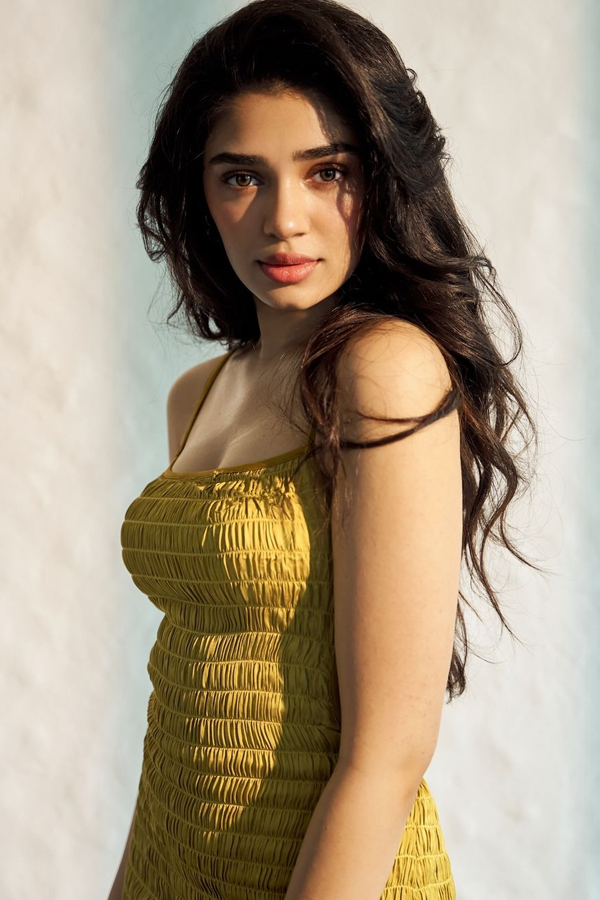 Krithi-Shetty-3.jpg 4