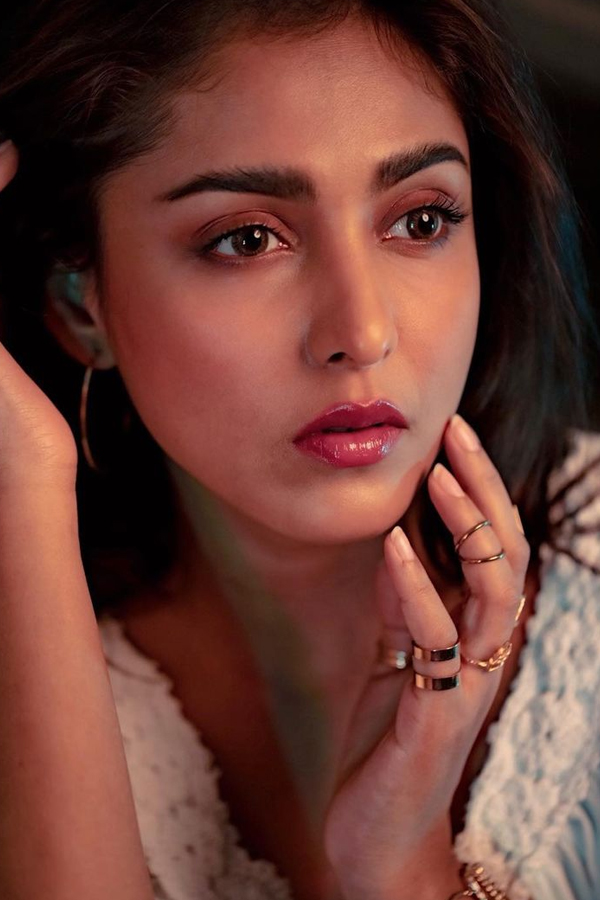 Madhu-Shalini-17.jpg 18