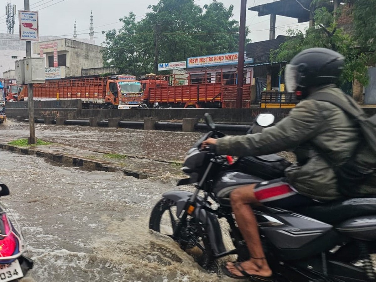 Rains-12.jpg 13