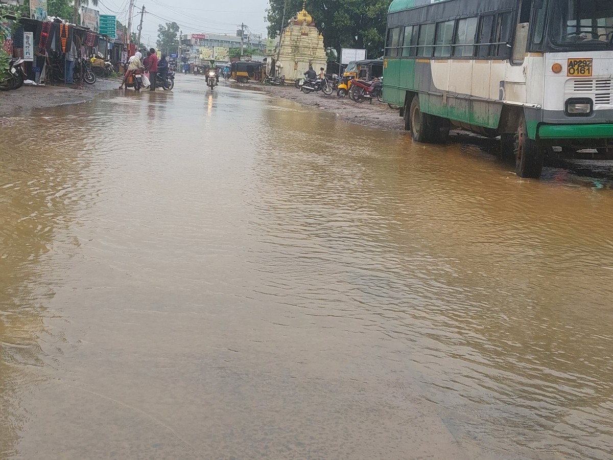 Rains-24.jpg 25