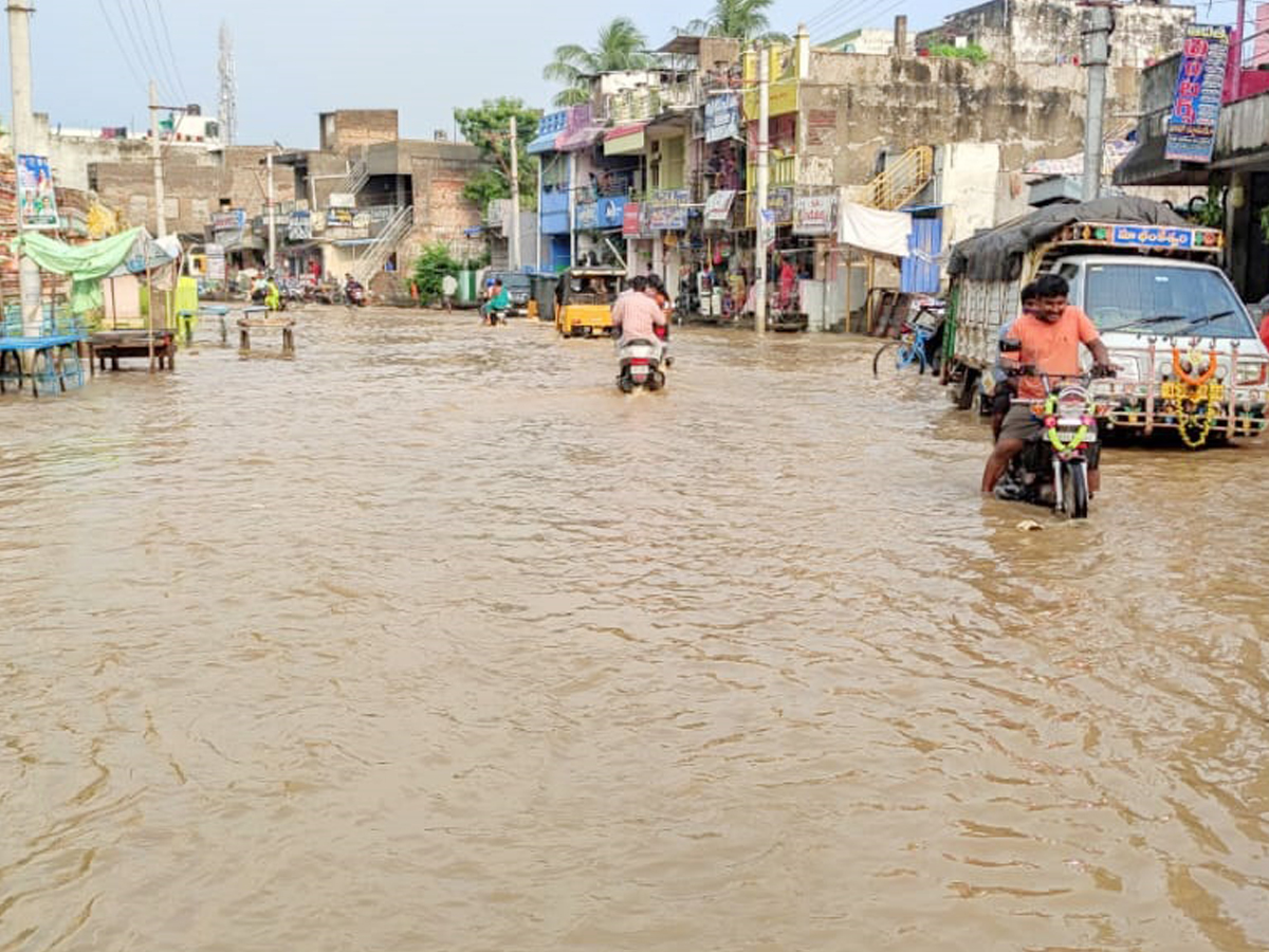 Rains-38.jpg 39