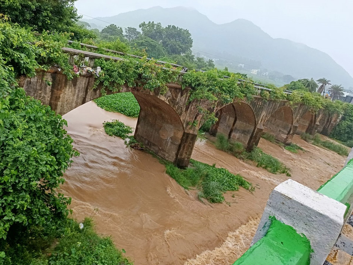 Rains-39.jpg 40