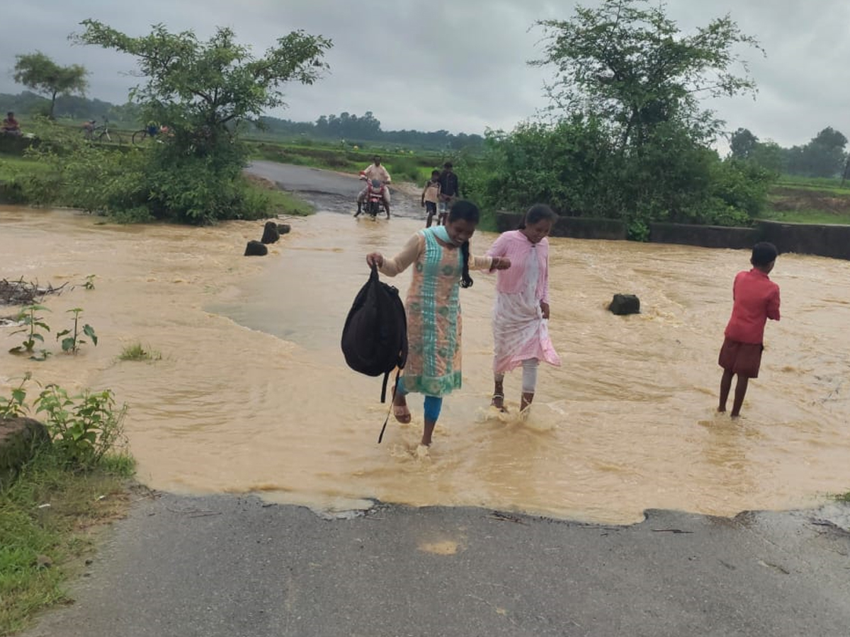 Rains-43.jpg 44
