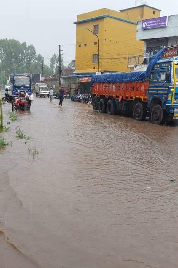 Rains-44.jpg 45