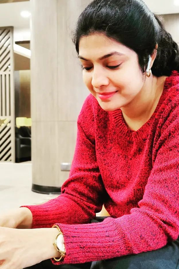 Vasuki-Anand-11.jpg 12