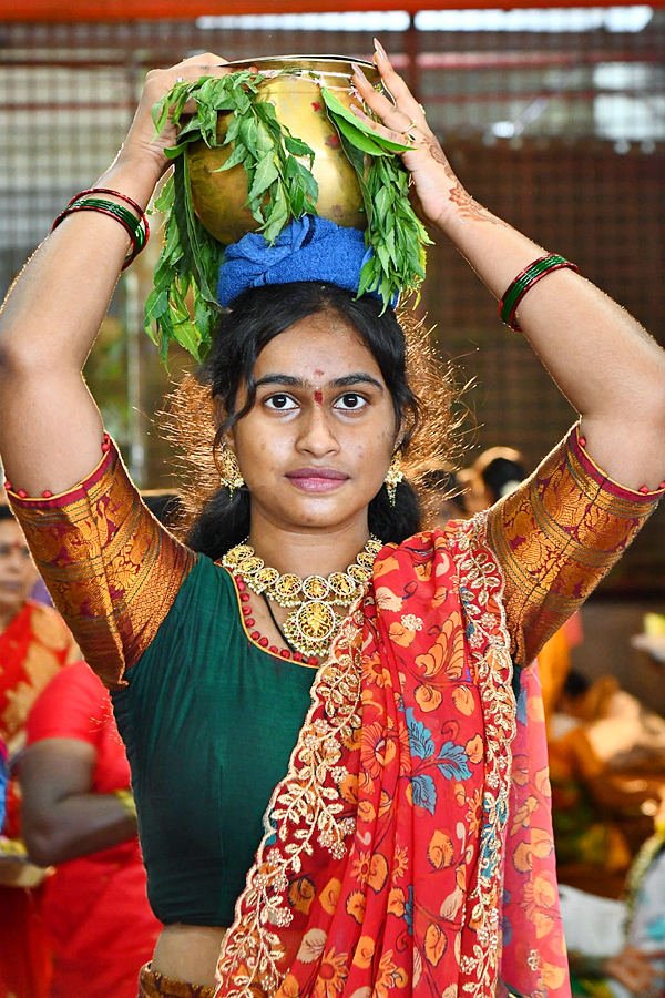 Vijayawada_20Kanaka_20Durga_20Shakambari_20Utsavalu_20Photos_20_281_29.jpg 2