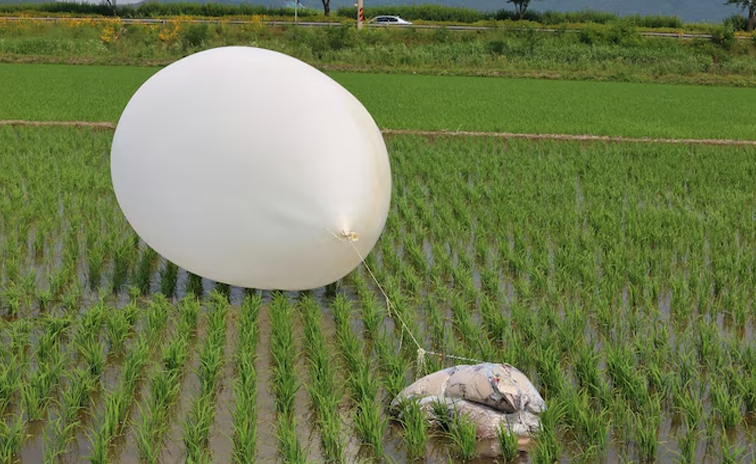 trashbaloons.jpg