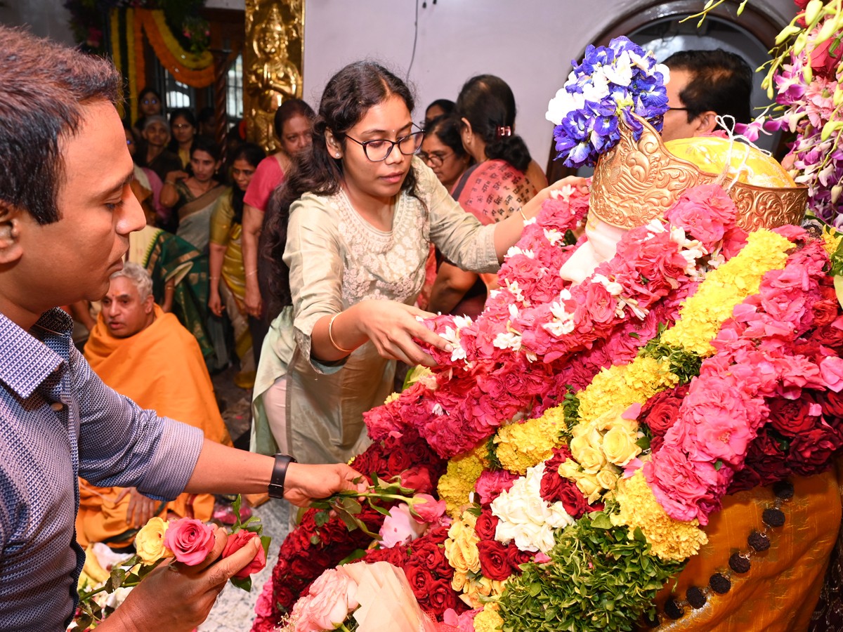 Guru-Purnima-14.jpg 15