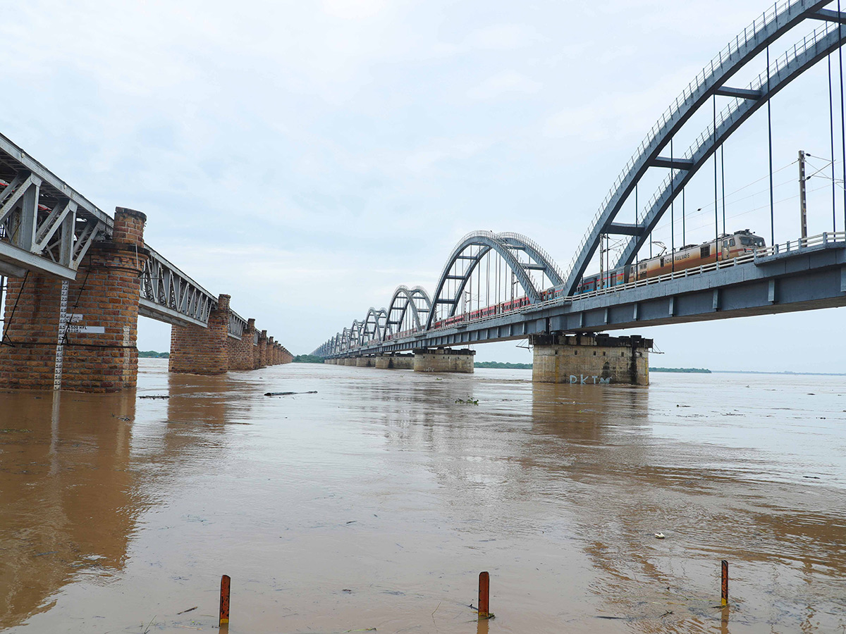 Heavy_20rains_20in_20konaseema_20districts_20photos_13.jpg 13