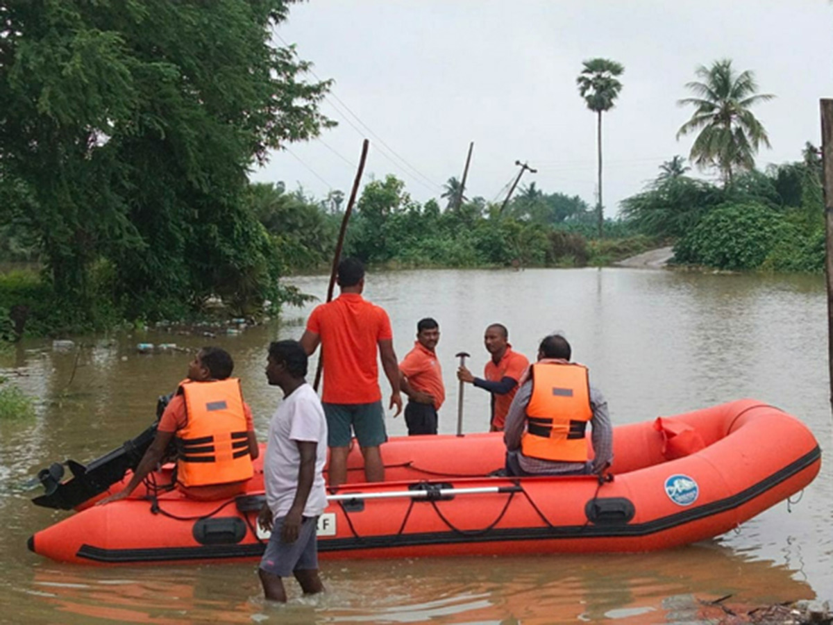 Heavy_20rains_20in_20konaseema_20districts_20photos_4.jpg 4