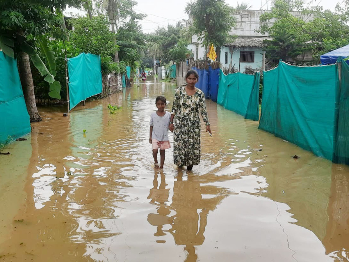 Heavy_20rains_20in_20konaseema_20districts_20photos_6.jpg 6