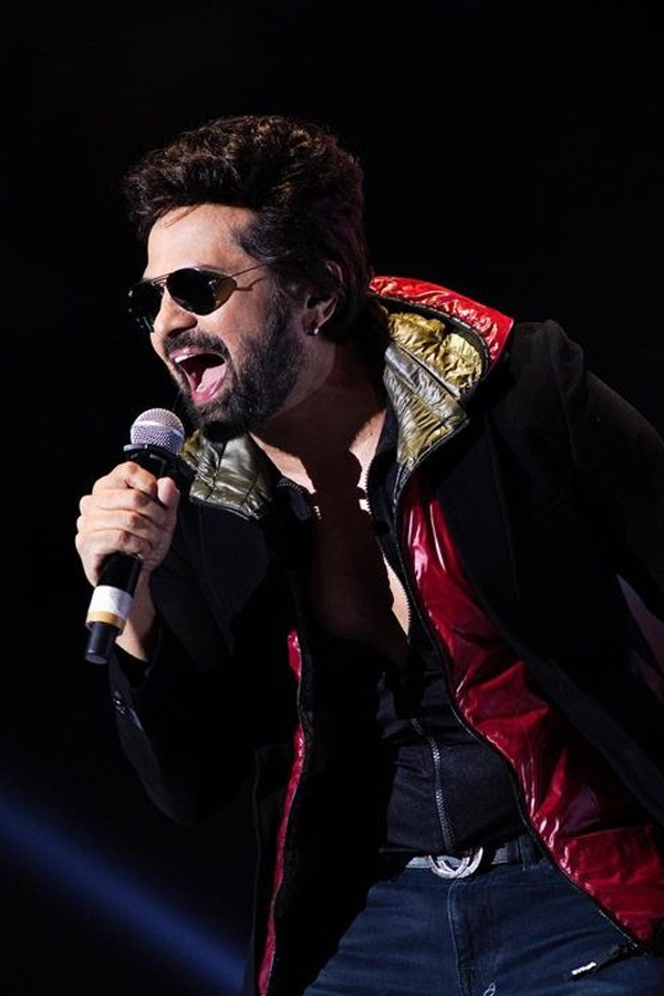 Himesh-Reshammiya-11.jpg 12