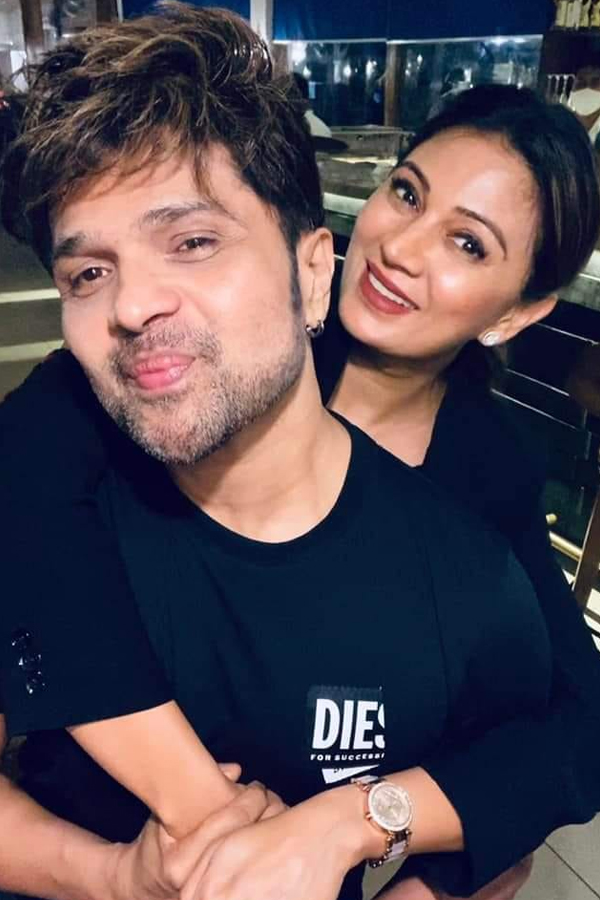 Himesh-Reshammiya-30.jpg 31