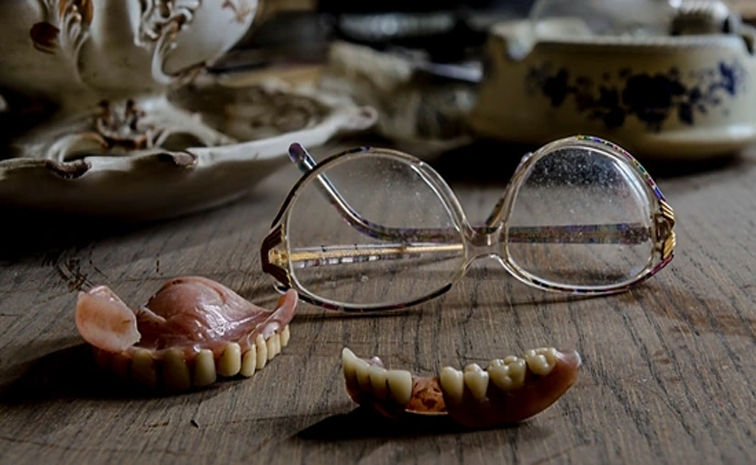 dentures_20in_20chocolate.jpg