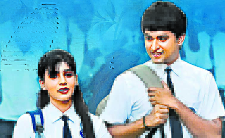 Eto_20Vellipoyindhi_20_282_29.jpg