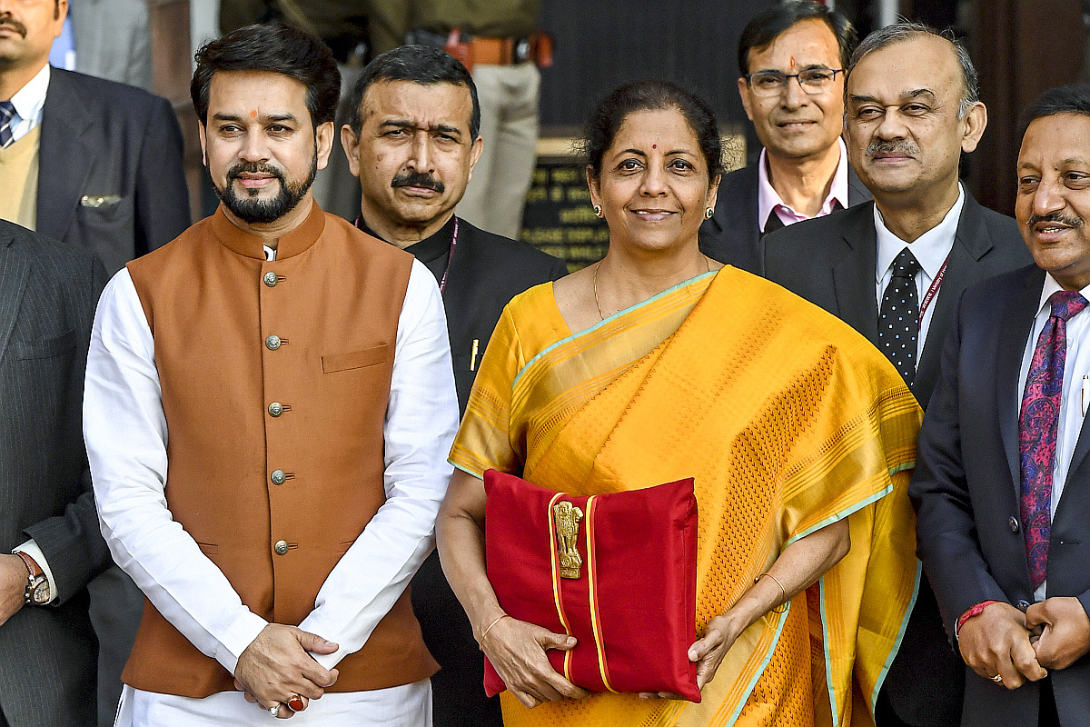 Shortest_20full_20Budget_20speech_20by_20Nirmala_20Sitharaman_20Photos_3.jpg 3