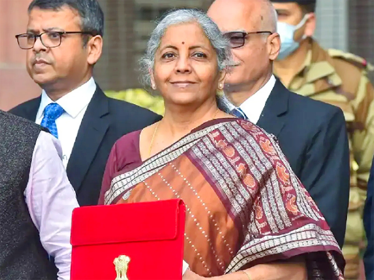Shortest_20full_20Budget_20speech_20by_20Nirmala_20Sitharaman_20Photos_5.jpg 5