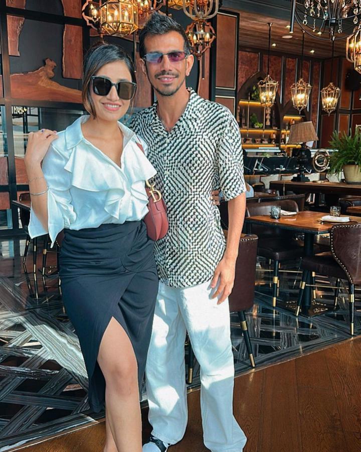 YuzvendraChahal_DhanashreeVerma_03.jpg 3