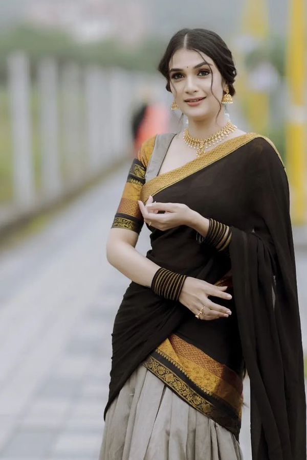 Hasini_20Sudhir_20Latest_20Stunning_20Photos_20_288_29.jpg 2