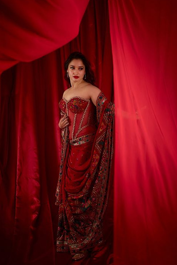Tamannaah_20Bhatia-stree-2_20-5.jpg 10