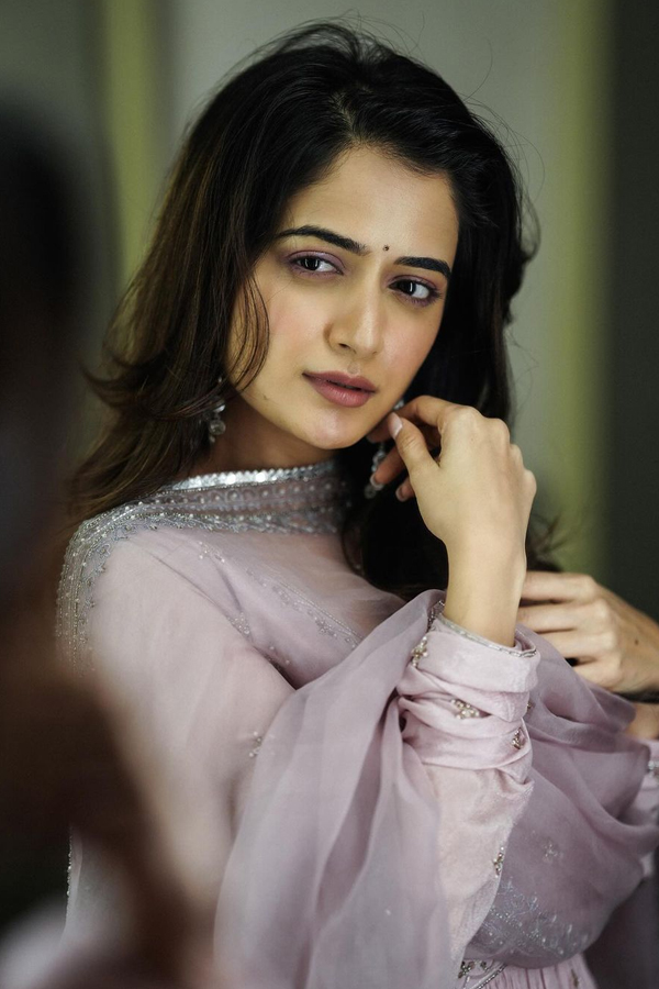 Ashika-Ranganath-7.jpg 8