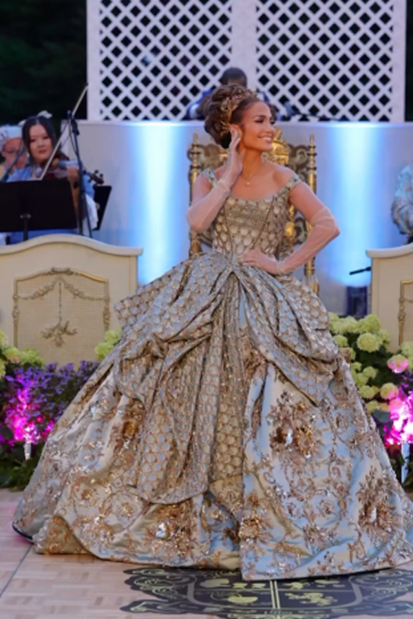 Jennifer-Lopez-11.jpg 12