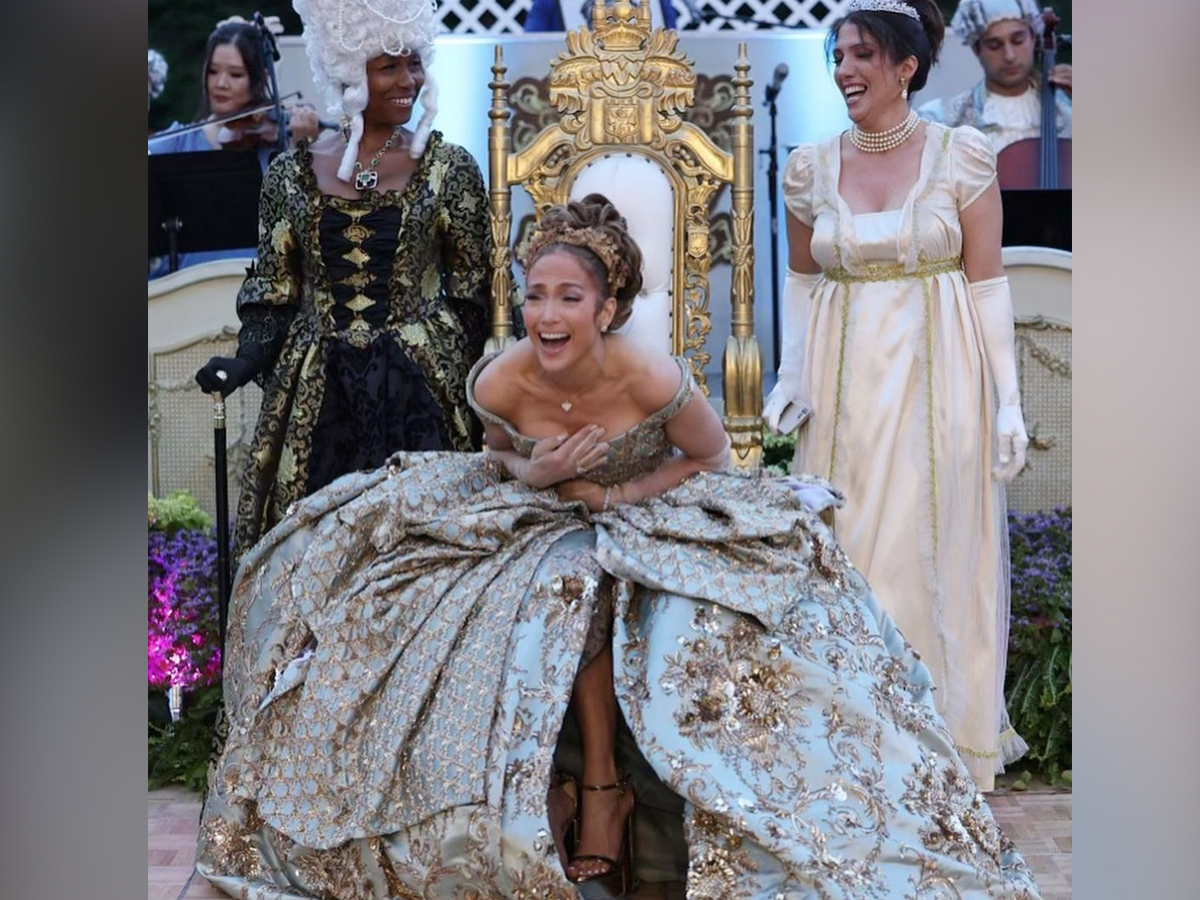 Jennifer-Lopez-2.jpg 3