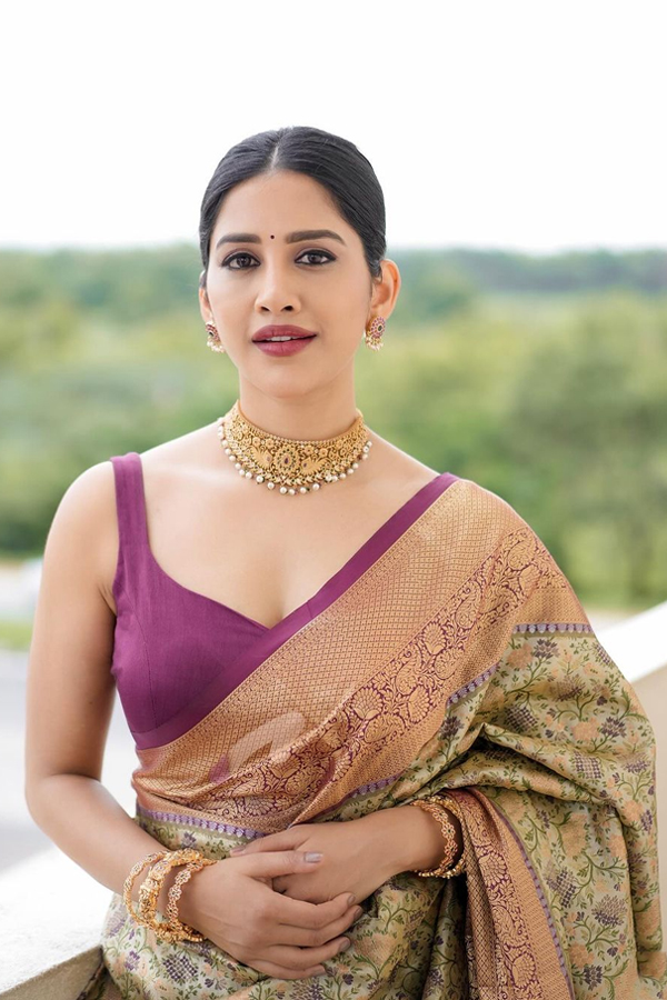 Nabha-Natesh-1_0.jpg 2