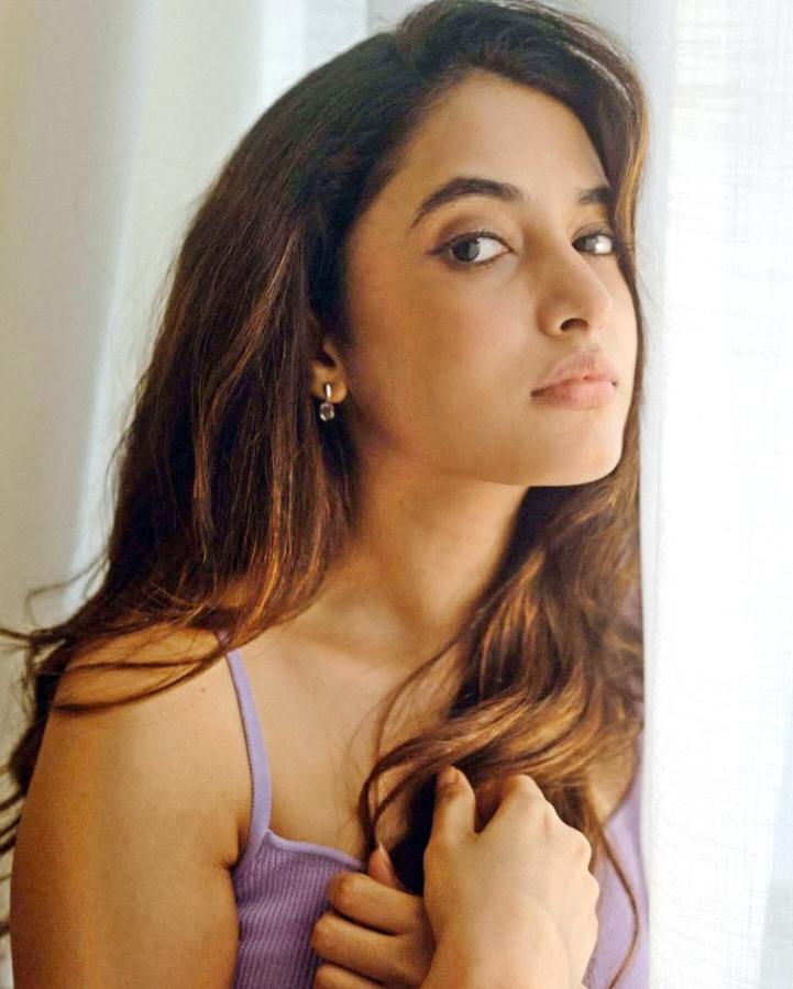 PriyankaArulMohan-05.jpg 5