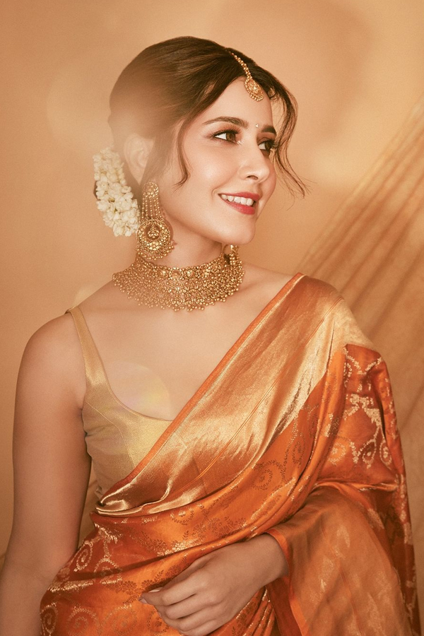 Raashii-Khanna-10.jpg 11