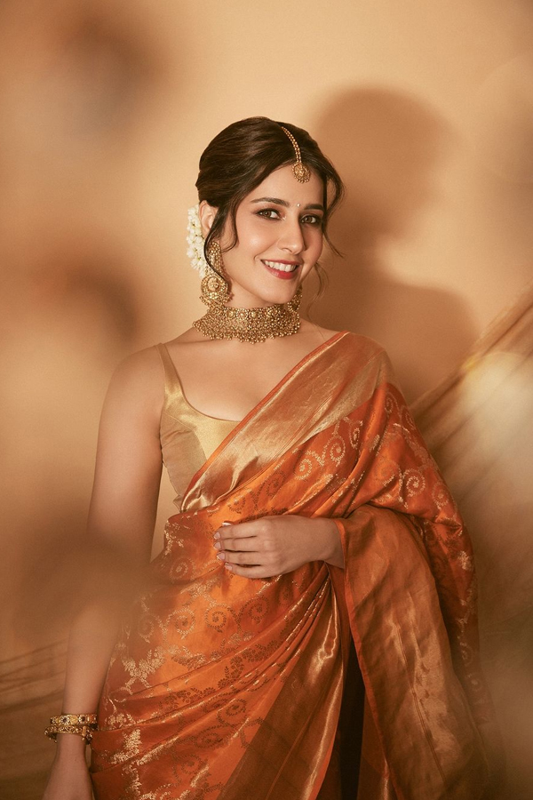 Raashii-Khanna-7.jpg 8