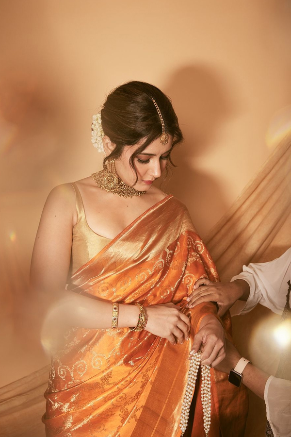 Raashii-Khanna-8.jpg 9