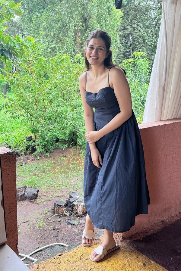 Shraddha-Das-15.jpg 15
