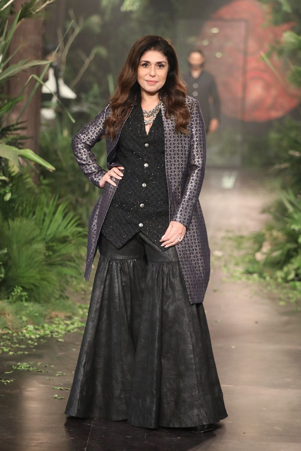 Hyundai-India-Couture-Week-1.jpg 2