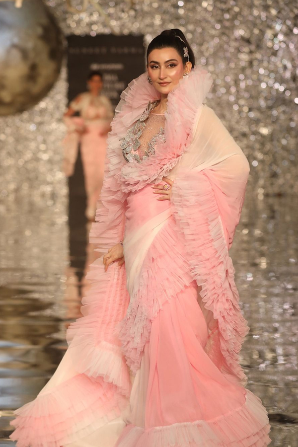 Hyundai-India-Couture-Week-16.jpg 16
