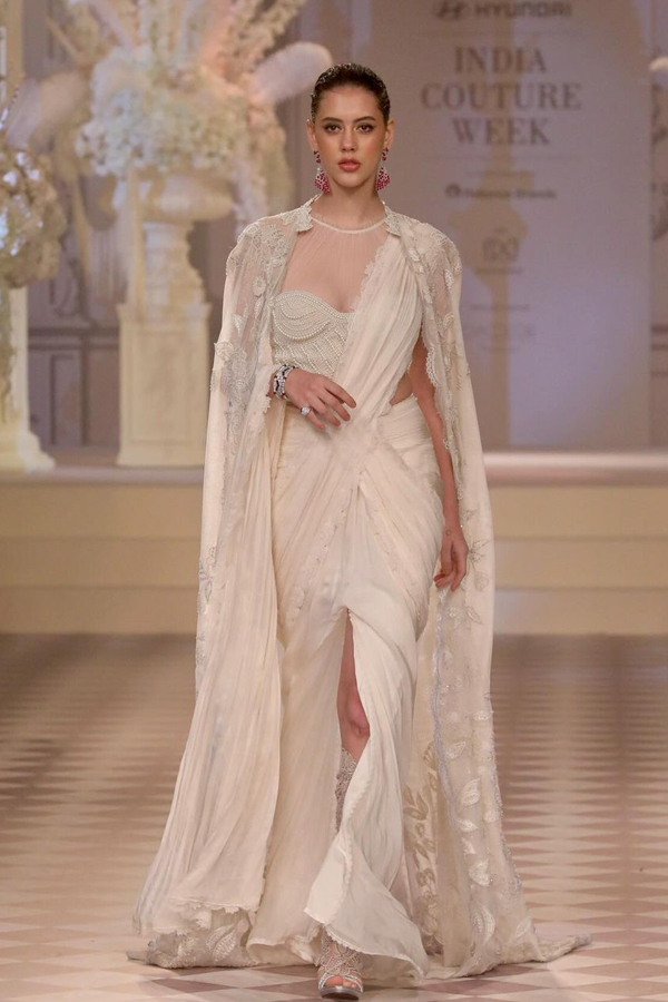 Hyundai-India-Couture-Week-25.jpg 25