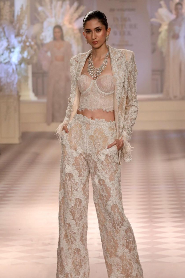Hyundai-India-Couture-Week-29.jpg 29