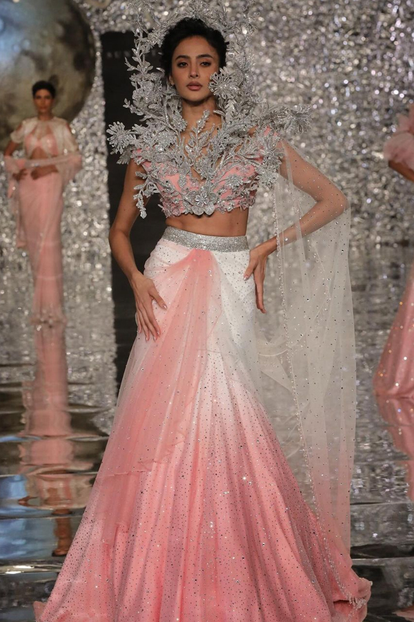 Hyundai-India-Couture-Week-9.jpg 9