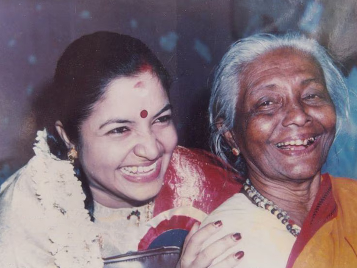 KS-Chithra-11.jpg 12