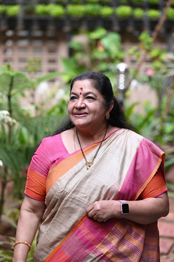 KS-Chithra-26.jpg 27