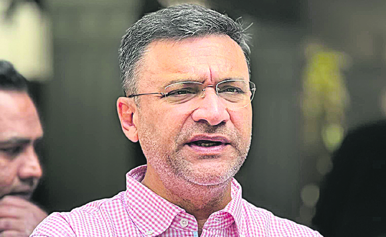 AKBARUDDIN_202A.jpg