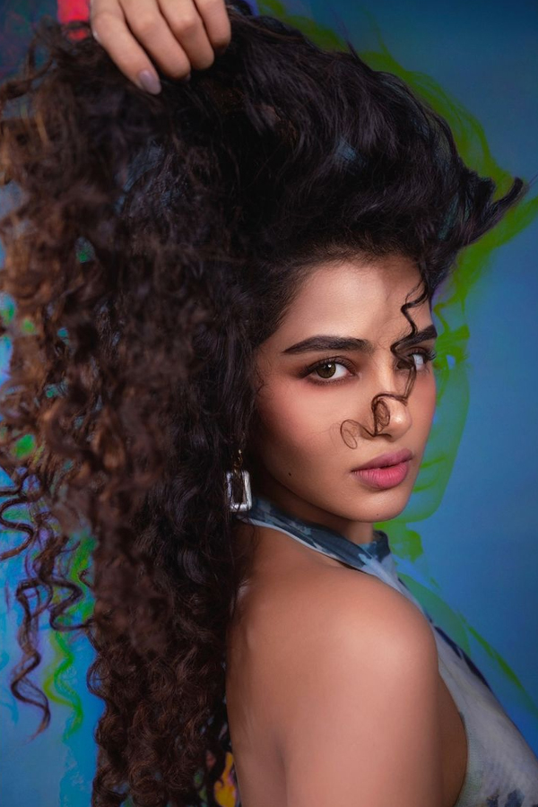Anupama-Parameswaran-4.jpg 5